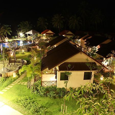 Kuiburi Hotel & Resort Куйбурі Екстер'єр фото