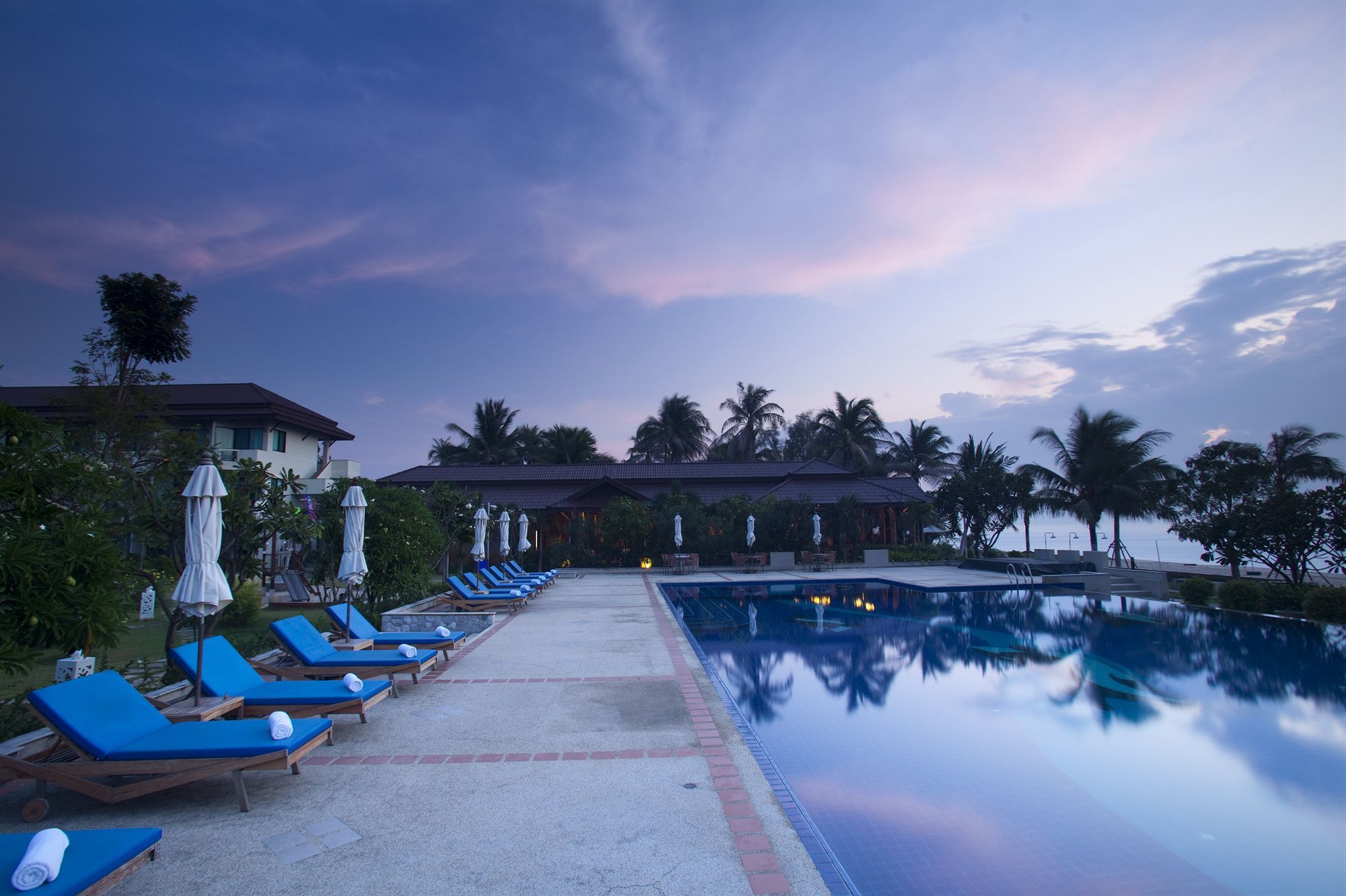 Kuiburi Hotel & Resort Куйбурі Екстер'єр фото